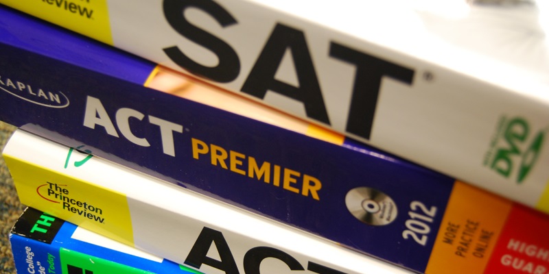 Du hoc My từ THPT-Nen hay khong_SAT 2